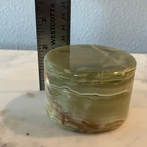 Green Onyx Decorative Trinket Box - Picture 11 of 11